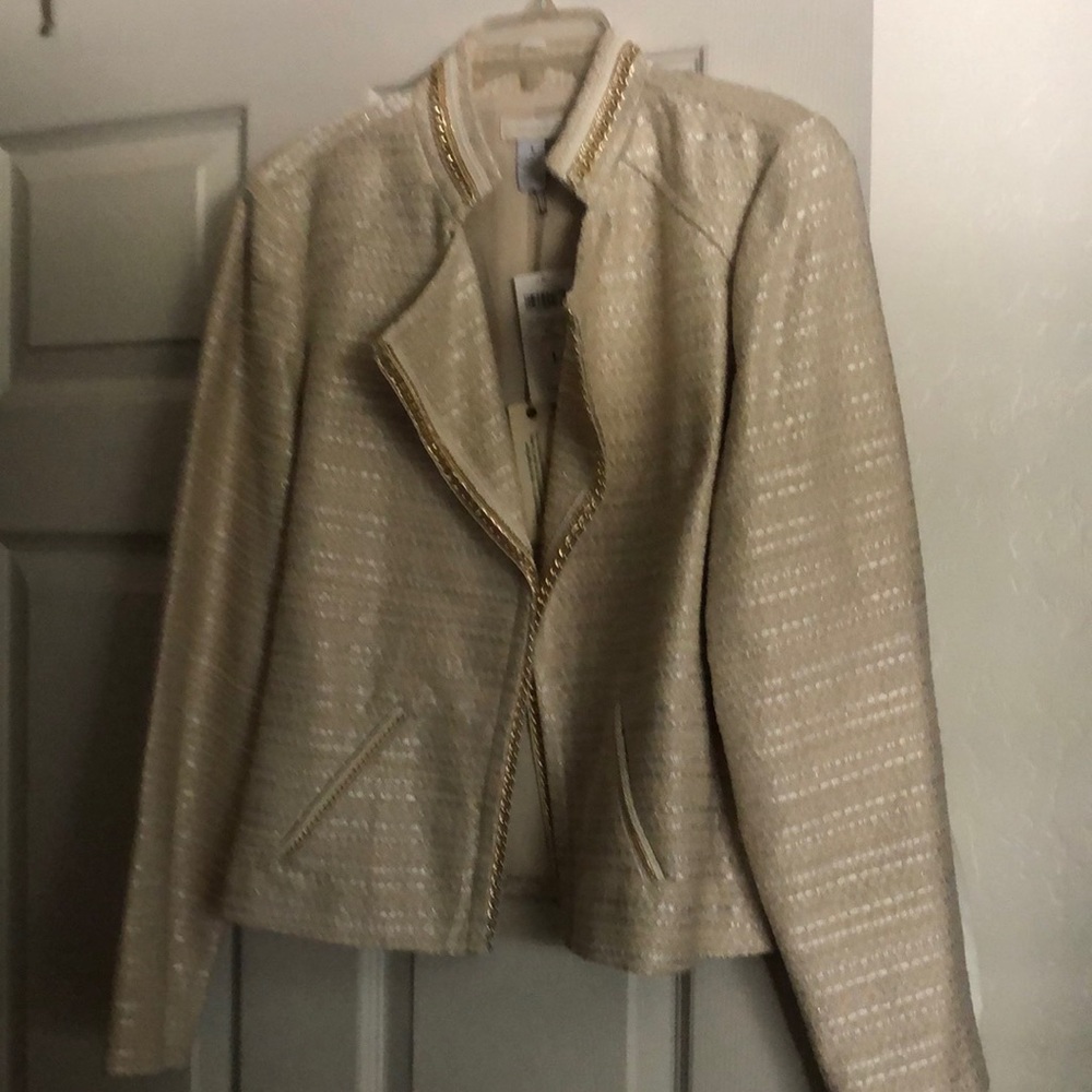 Chico’s size 1 Moto jacket, ecru color. chain link detail around collar.